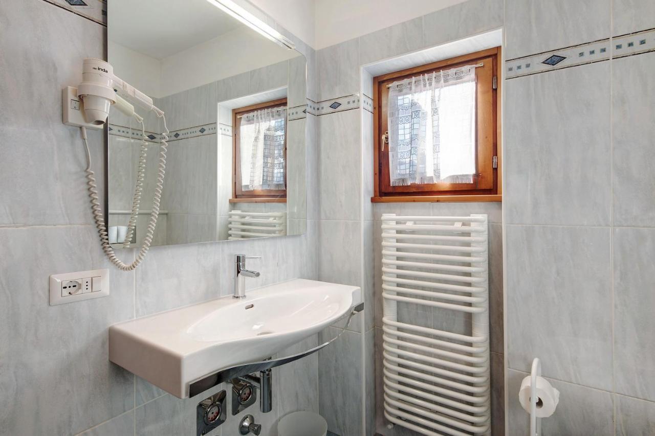 Chalet Meridiana Appartamento 4 Livigno Exterior photo